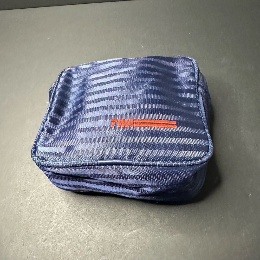 TWA Airlines Embroidered Zippered Personal Amenity Case Bag Pouch - Vintage